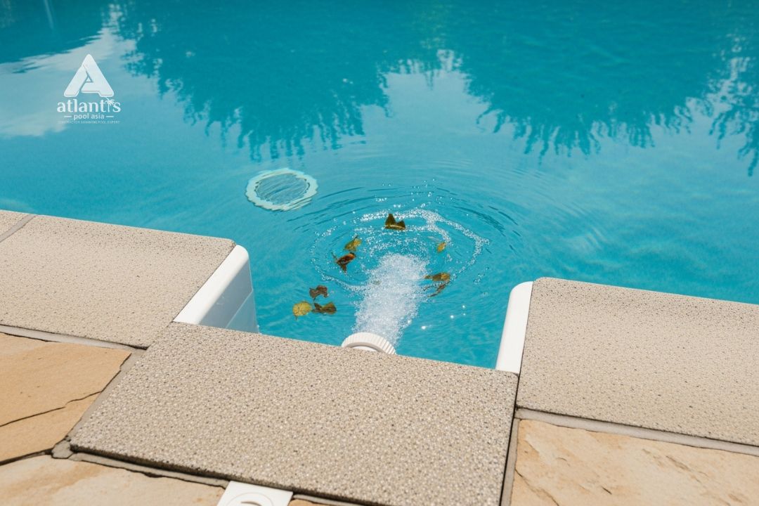 skimmer kolam renang