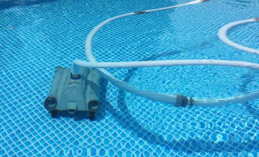 Cara Vacuum Kolam Renang