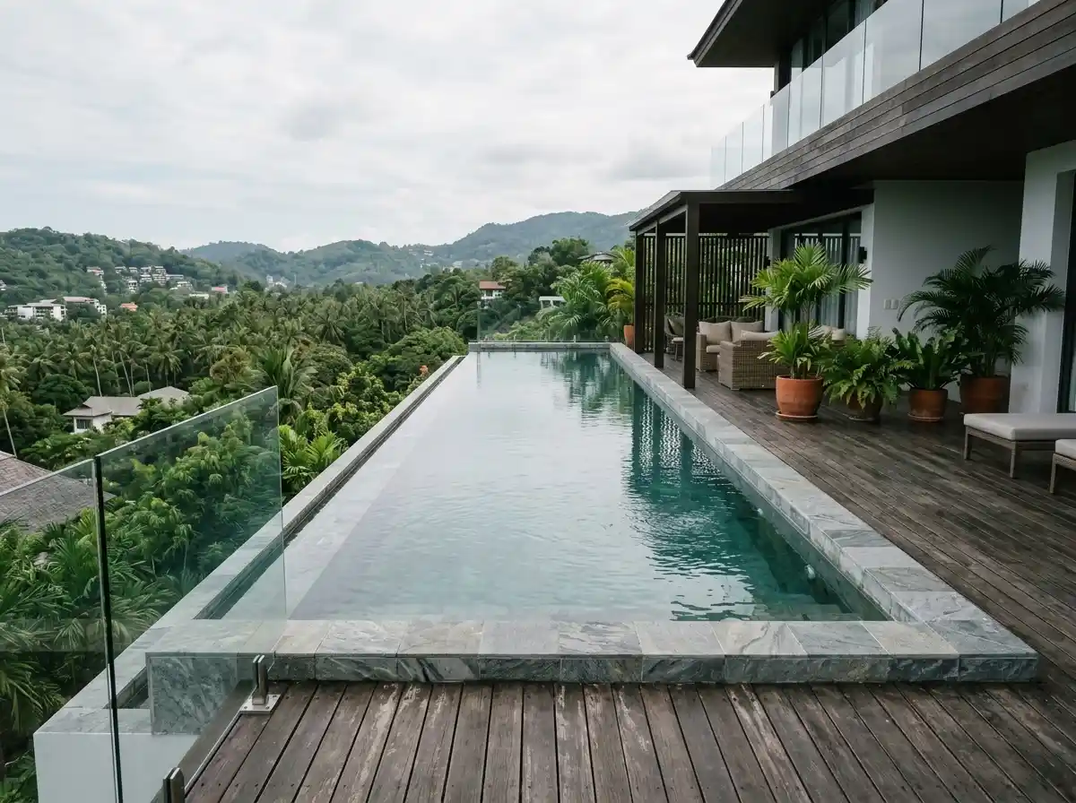 Kolam Renang Rooftop untuk Rumah Mewah 2 Lantai